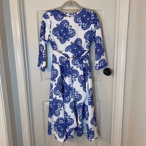 Dainty Jewell’s Midi Dress ✨ NWT
